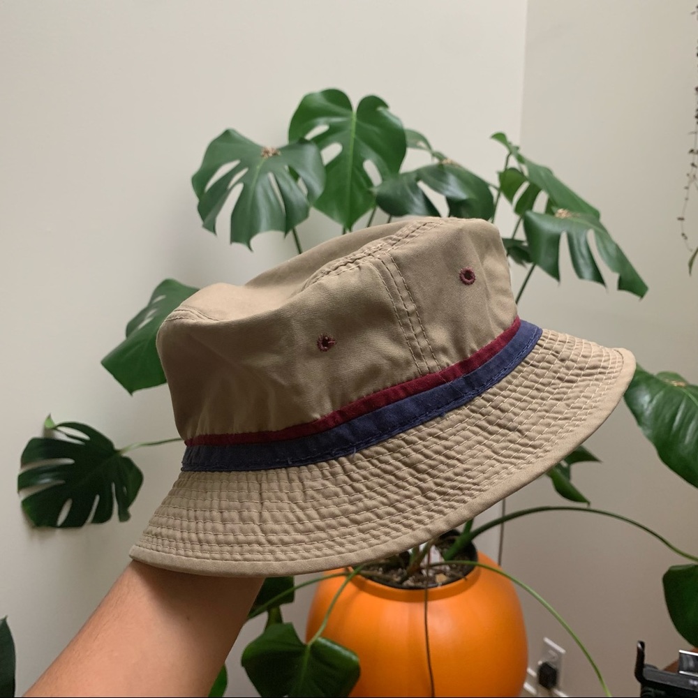 Beige/Khaki Bucket Hat with Burgundy and Navy Trim